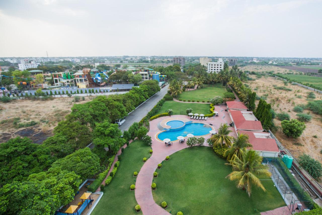 Sun-N-Sand Suites, Shirdi Exterior photo